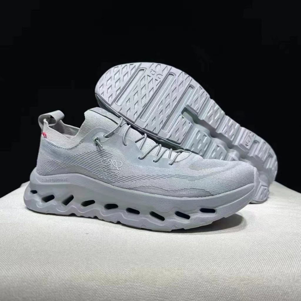 LOEWE X ON Cloudtilt 2 0 Grey