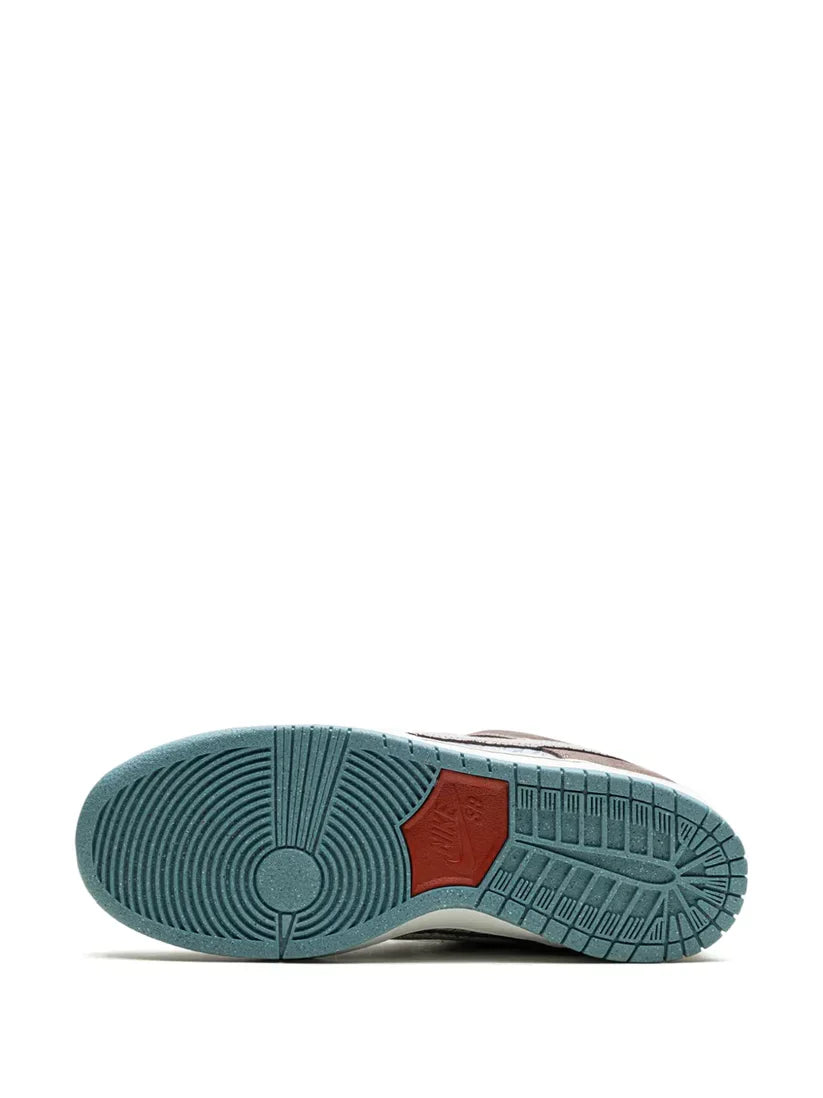 Nik.e SB Dunk Low Big Money Savings
