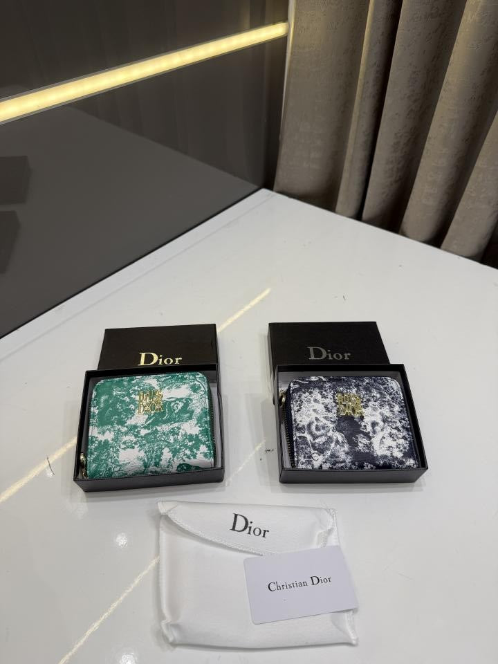 MISS DIO.R GREEN ZIP-AROUND PREMIUM WALLET TOILE DE JOUY WITH OG BOX
