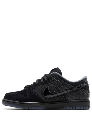 Nik ee sb dunk Low dunk of the feather black university