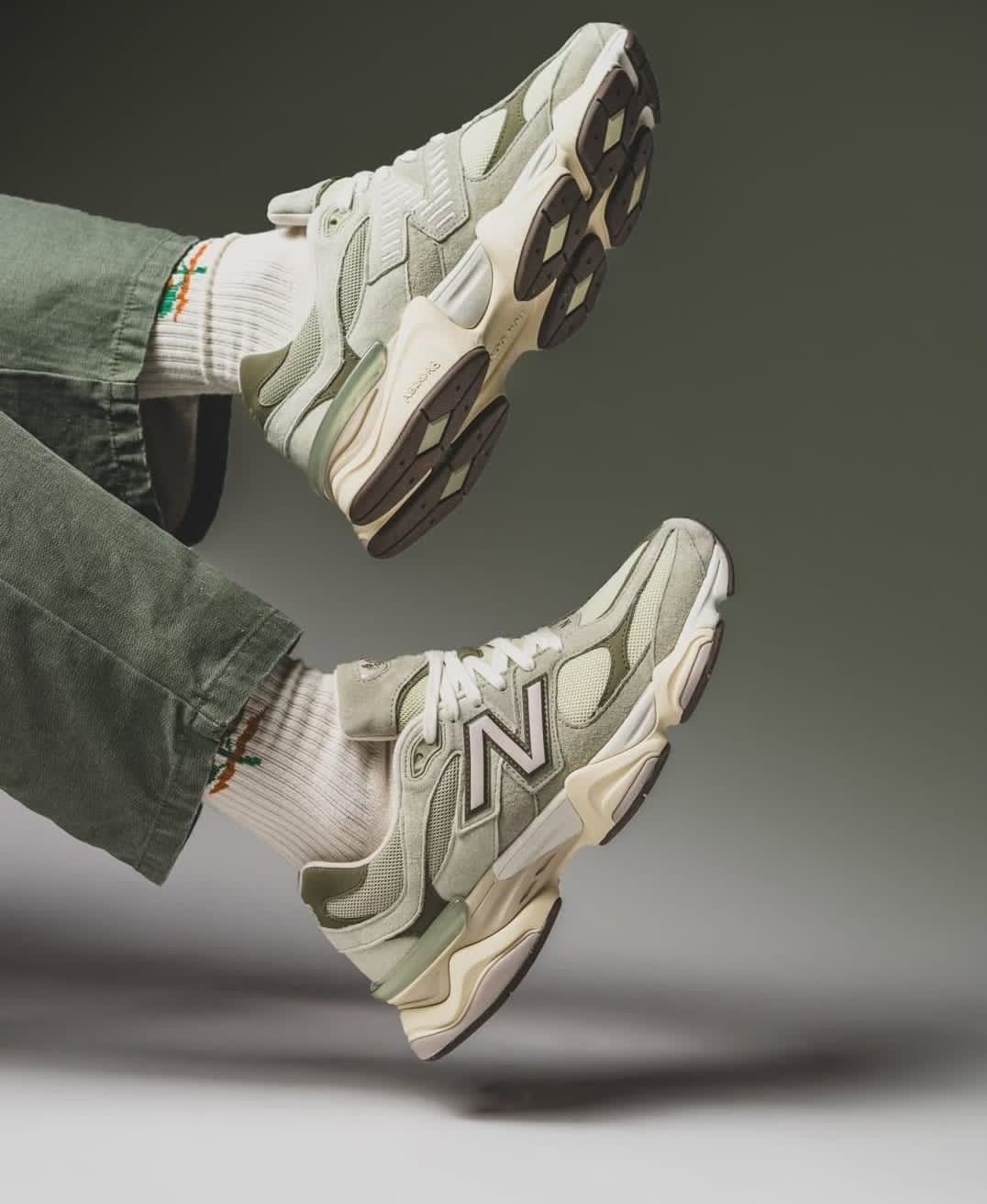 New Balance 9060 OLIVINE (With Original Box)