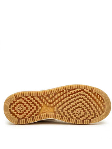 Nikee Airforce 1 low luxe pecan shoe