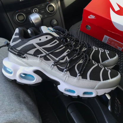 Nike AirMax Plus Lace Toggle Black Grey