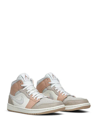 .Nik_ee Air Jordan Retro 1 Mid Milan fix