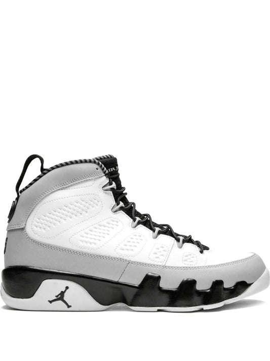 Air Jordan 9 Black white
