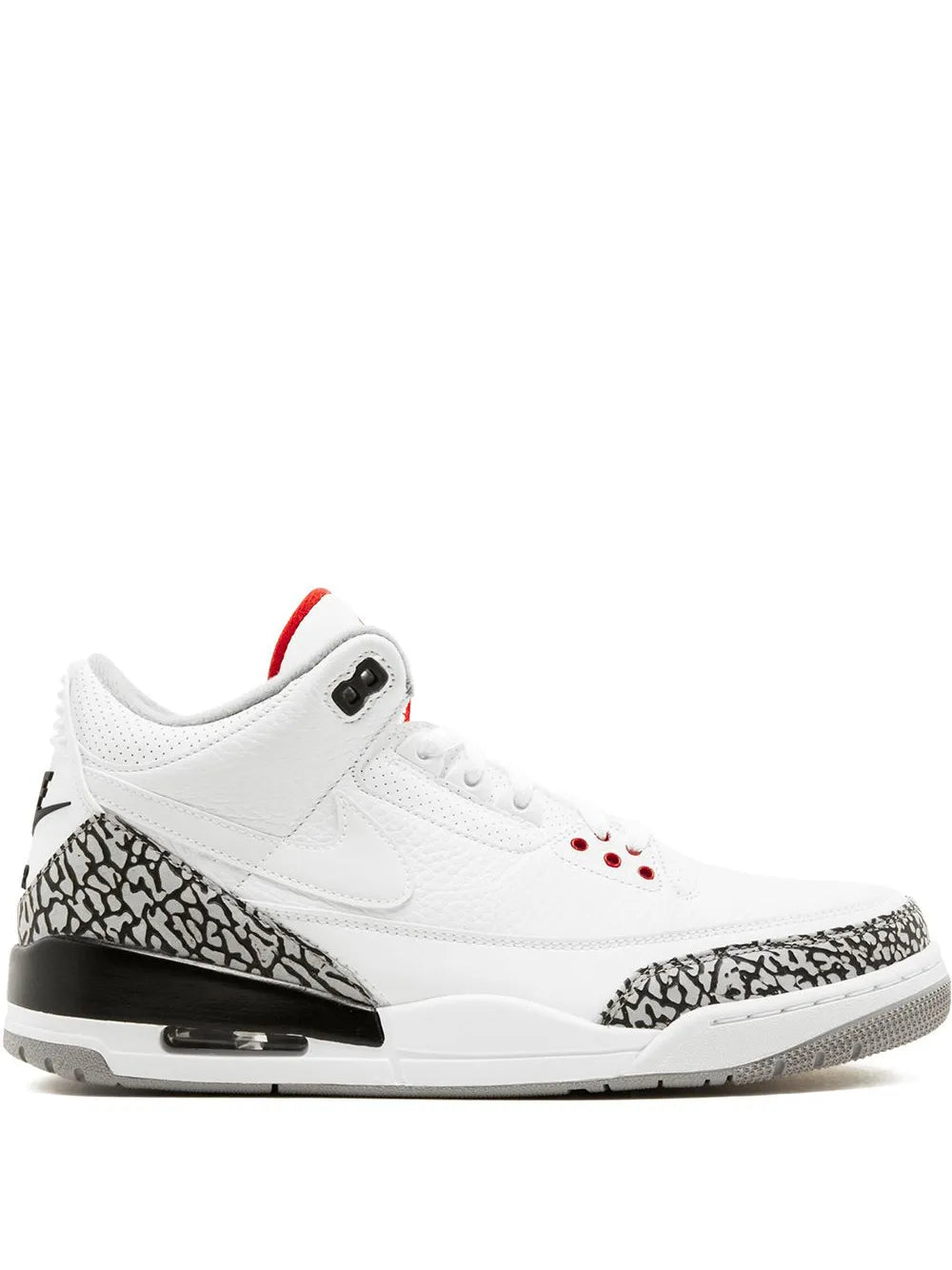 NIKEE AIR JORDAN RETRO 3 WHITE CEMENT