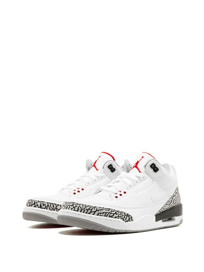 NIKEE AIR JORDAN RETRO 3 WHITE CEMENT