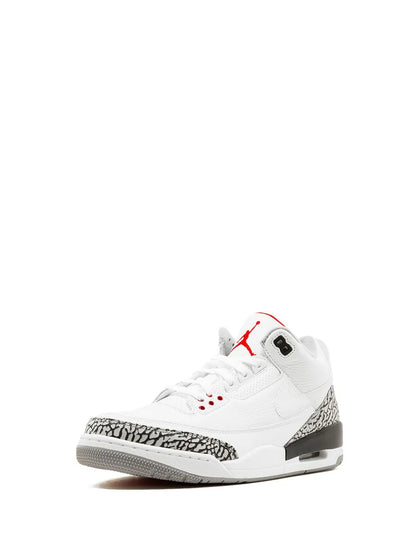 NIKEE AIR JORDAN RETRO 3 WHITE CEMENT