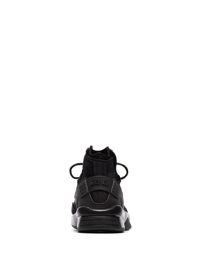 .Nikee acg air mowabb black