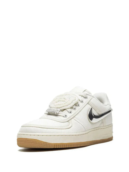 NIK.E AIRFORCE 1 LOW TRAVIS SCOTT SAIL