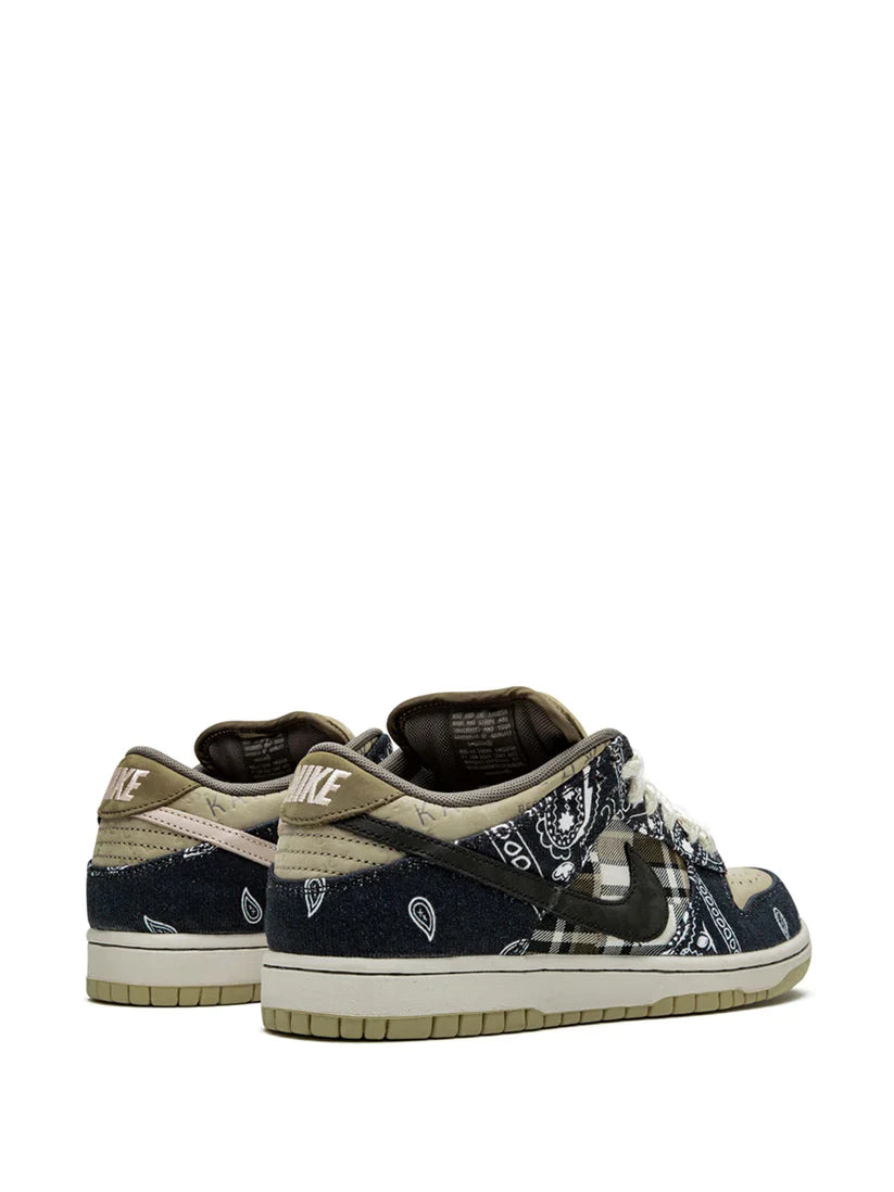Travis Scott Bandana X SB Dunk Fix