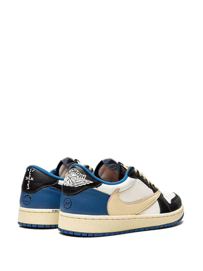 Air Jordan RETRO 1 X TRAVIS SCOTT FRAGMENT