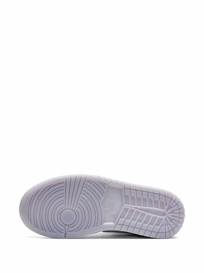 nikee jordan retro 1 mid WOLF GREY for her