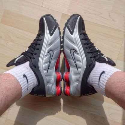 Nike Air Shox R4 METALLIC BLACK SILVER