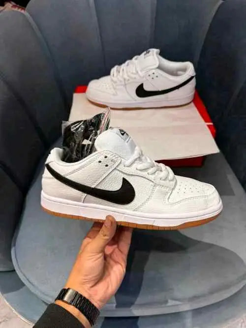 Nike SB Dunk Low WHITE GUM