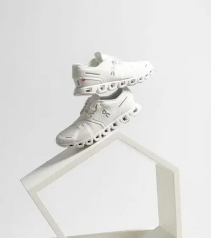On Cloud 5 WHITE