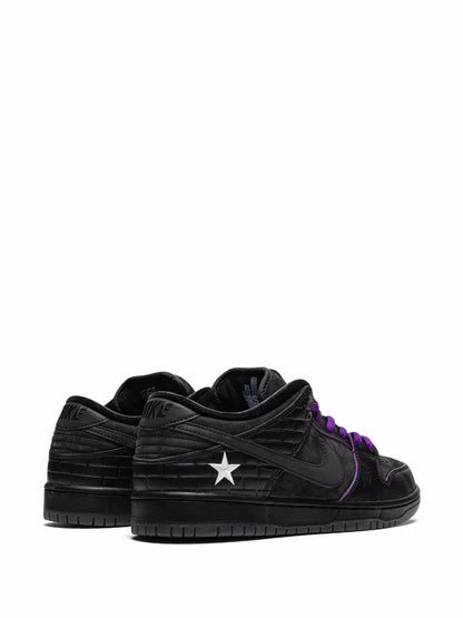 Nike SB Dunk Low