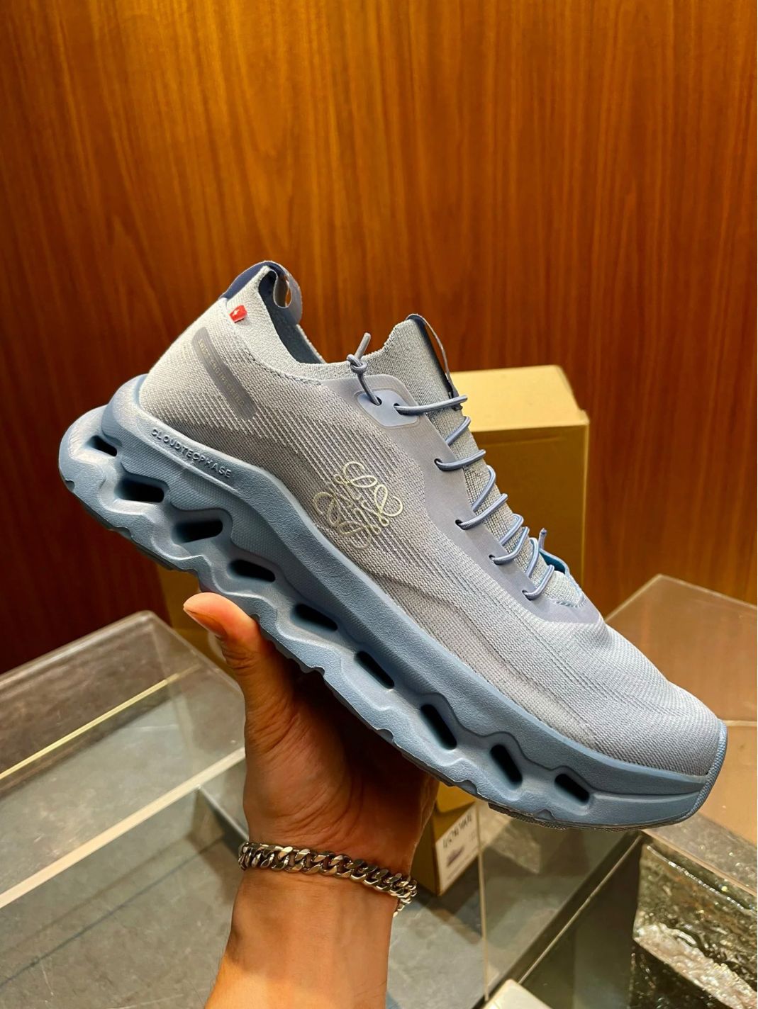 LOEWE X ON Cloudtilt 2 0 Grey