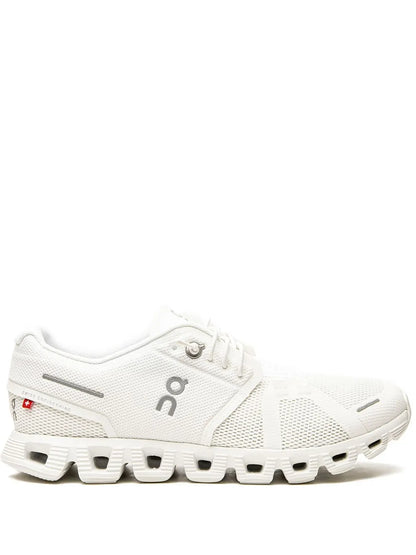 On Running On Cloud 6 Shoes Men - White