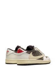 Nik ee air jordan 1 low reverse mocha semi ua