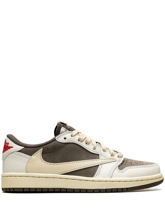 AIR JORDAN RETRO 1 travis scott LOW REVERSE MOCHA