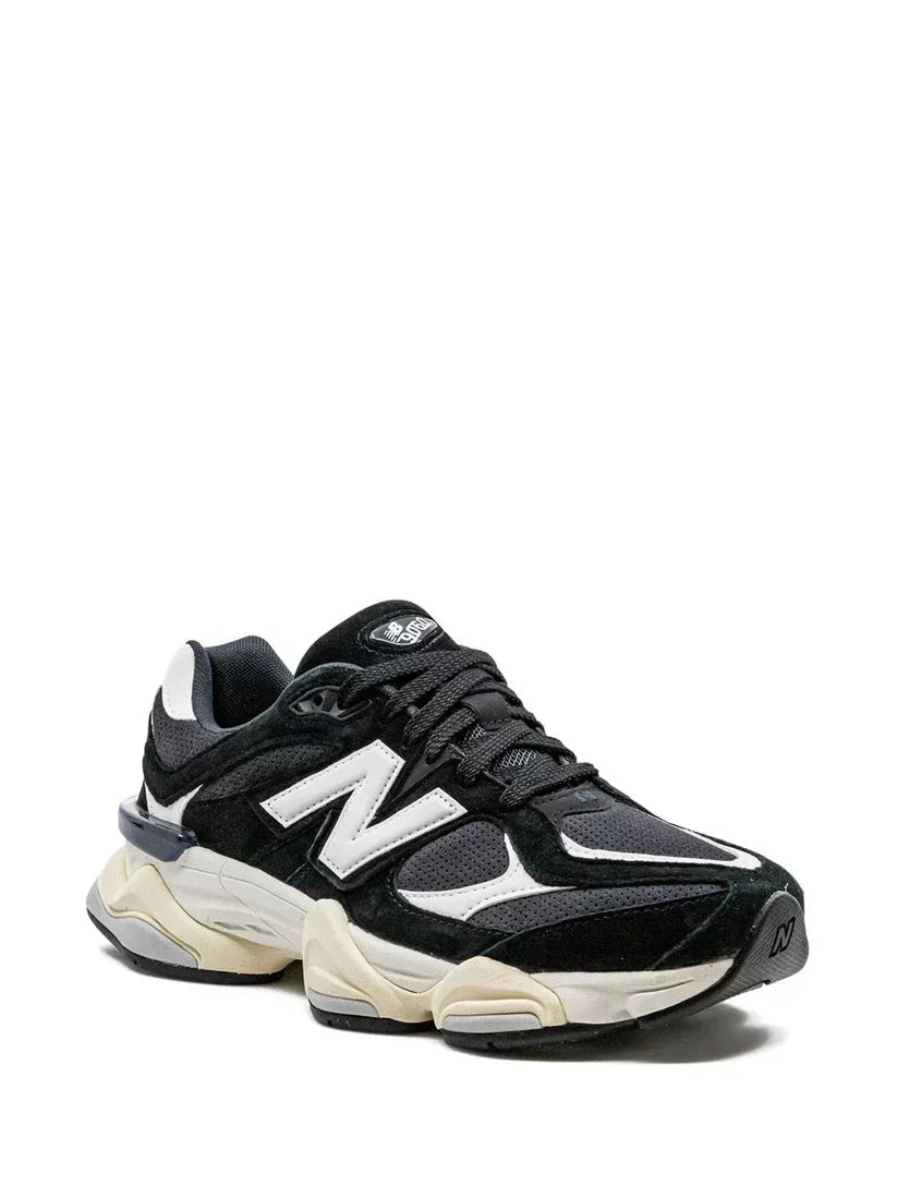 NE.W BALANCE 9060 BLACK WHITE