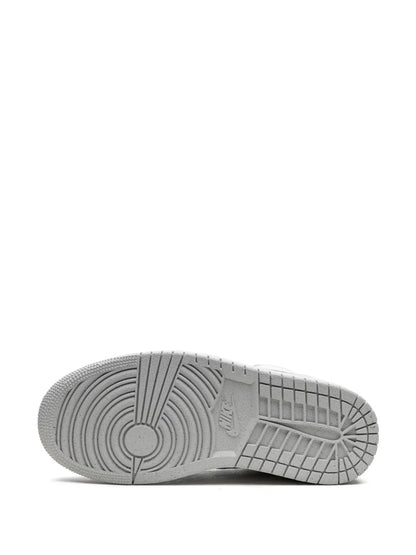 nikee Jordan Retro 1 Low WOLF GREY