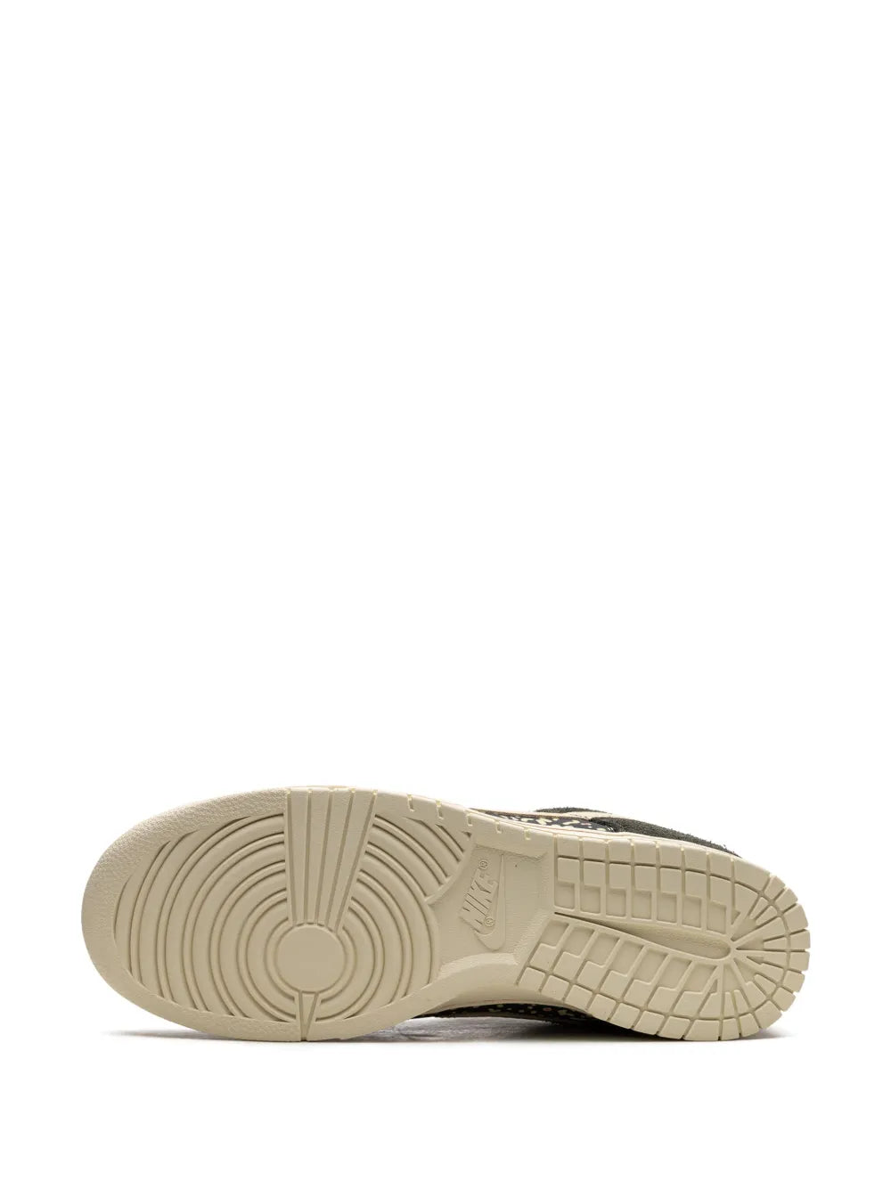 Nikee Sb dunk se low gone fishing