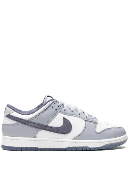 NI.KE SB DUNK LOW LIGHT CARBON