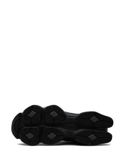 New balancee 9060 Black Semi UA