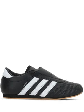 Adi dass taekwondo sneaker black white