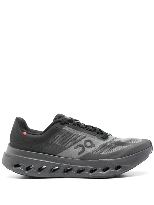 On cloud next surfer black 038
