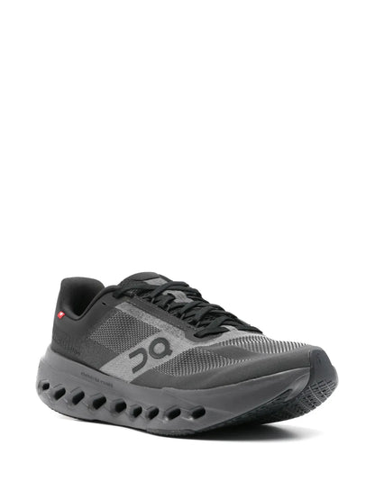 On cloud next surfer black 038