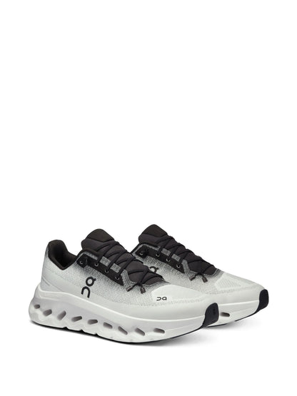 On Running Cloudtilt White Black Ivory 900