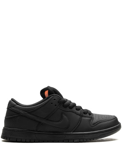 nikee Sb Dunk Low GS Triple Black