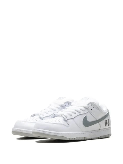 NI.KE SB DUNK LOW SUPREME 94 FULL WHITE