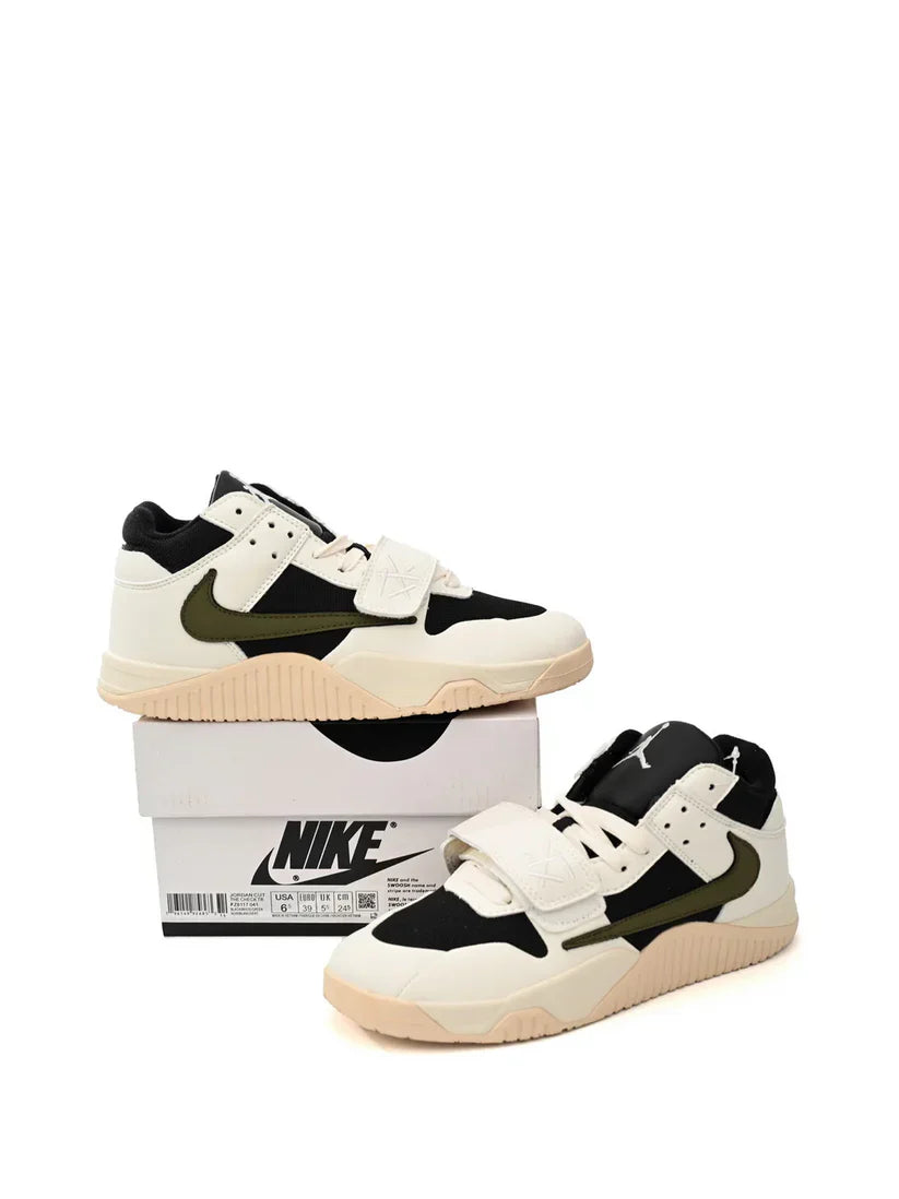 Nik ee Travis Scott X jordan Cut The Check