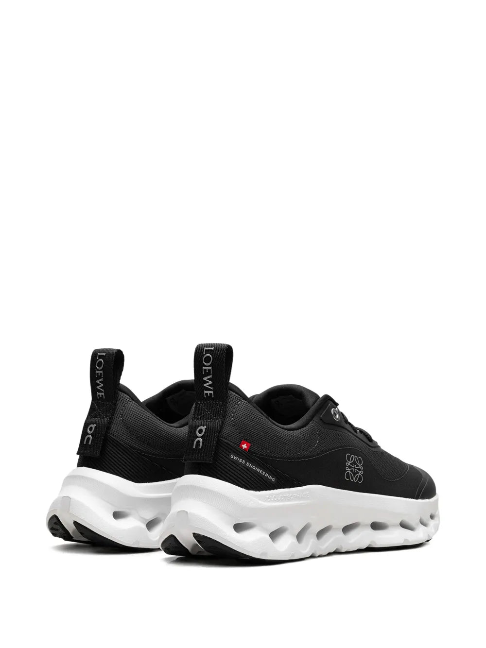 On Cloud Running Tilt Black White 383