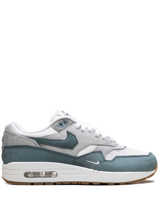 Nik.e airmax 1 swoosh low poly 224