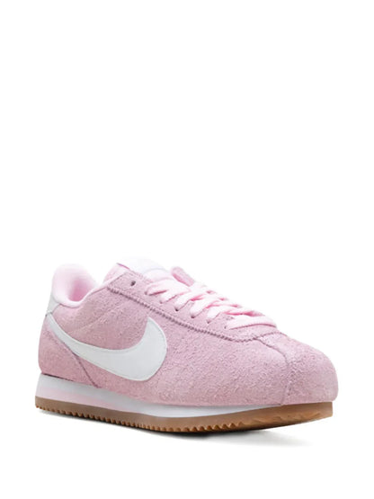 Nik_e cortez pink fix