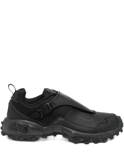 Nikee ACG Phassad Triple Black