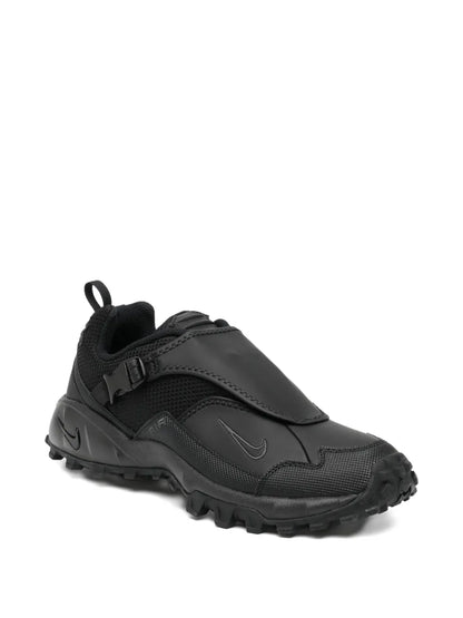 Nikee ACG Phassad Triple Black