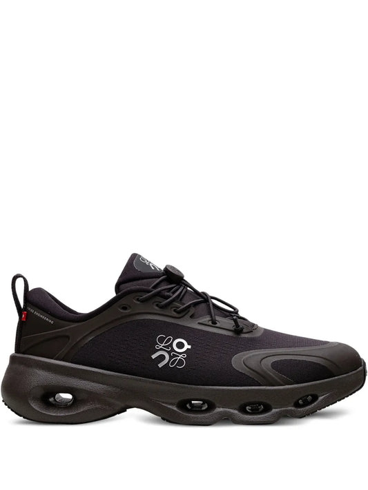 ON RUNNING CLOUD SOLO BLACK GREY