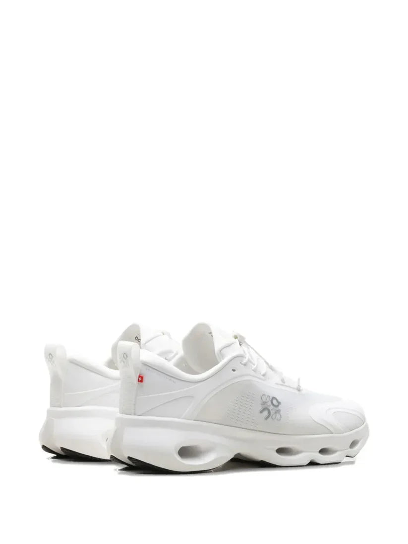 ON RUNNIN_G CLOUDSOLO X LOEWE WHITE FIX