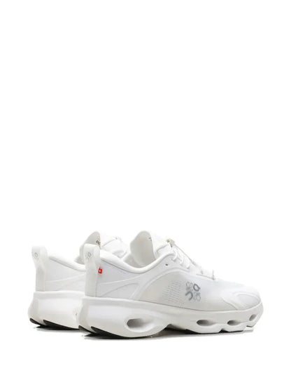 ON RUNNIN_G CLOUDSOLO X LOEWE WHITE FIX