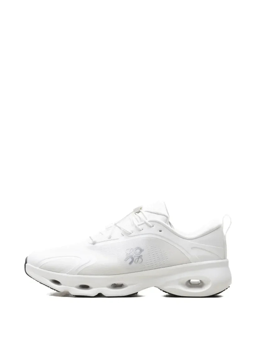 ON RUNNIN_G CLOUDSOLO X LOEWE WHITE FIX