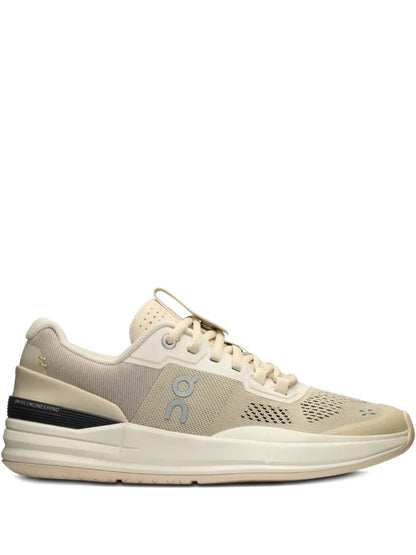 On Running Cloud Roger Pro Beige Ivory