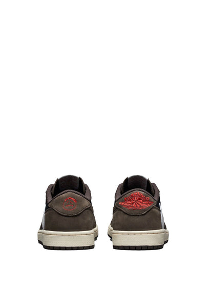 NIKE AIR JORDAN RETRO 1 LOW X TRAVIS SCOTT MOCHA