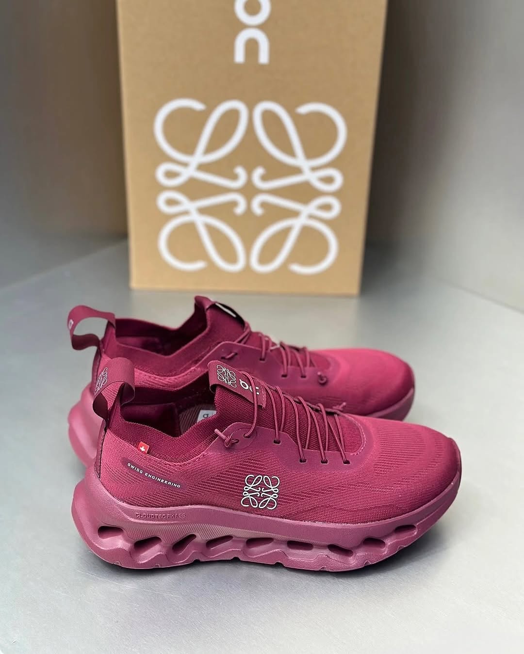 Loewe x Cloudtilt Beet Red
