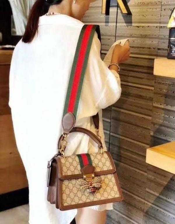 GUCCI BEE QUEEN MARGARET SUPREME CANVAS TOP HANDLE BAG